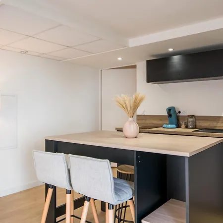 Le Cocon Ruthenois - Climatisation, Wifi, Netflix & Jardin *