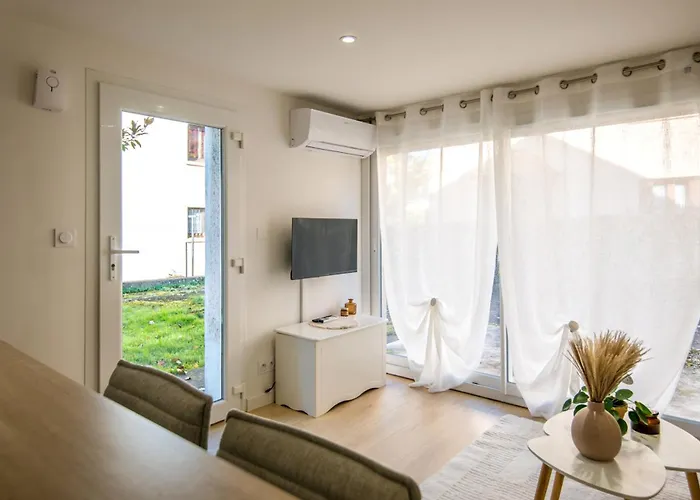 Le Cocon Ruthenois - Climatisation, Wifi, Netflix & Jardin